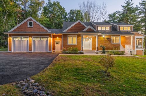 25 Eastman Shore Rd, Laconia, NH 03246 exterior