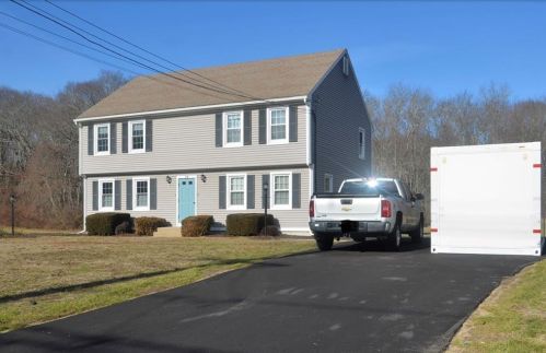 38 Springbrook Rd, Westerly, RI 02891 exterior