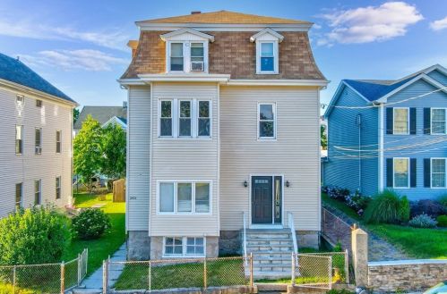 282 Sprague St, Fall-River, MA 02724 exterior