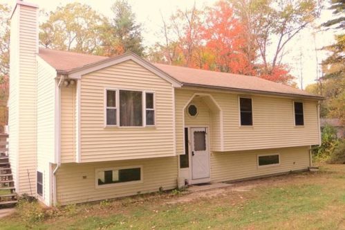 52 Old Southbridge Rd, Oxford, MA 01540 exterior