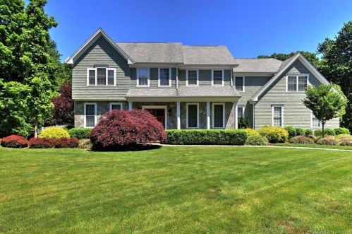 60 Milford Chase, Milford, CT 06461 exterior