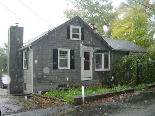 27 Burgate St, Glocester, RI 02814 exterior