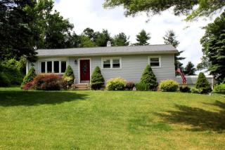 6 Abigail Rd, Danbury, CT 06811 exterior