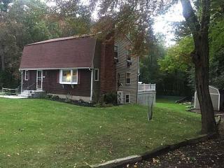 1225 Tarkiln Rd, Burrillville, RI 02830 exterior