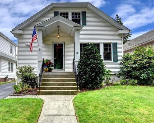 153 Modena Ave, Providence, RI 02908 exterior