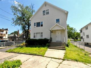 230 Edna Ave, Bridgeport, CT 06610 exterior