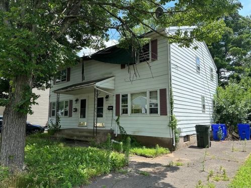 37 Graham Rd, Hartford, CT 06118 exterior