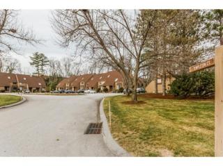 11 Templeton Ct, Merrimack, NH 03054 exterior