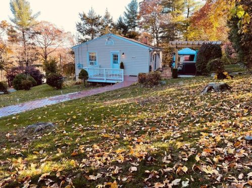 2 Aspen Way, Brookfield Center, CT 06804 exterior