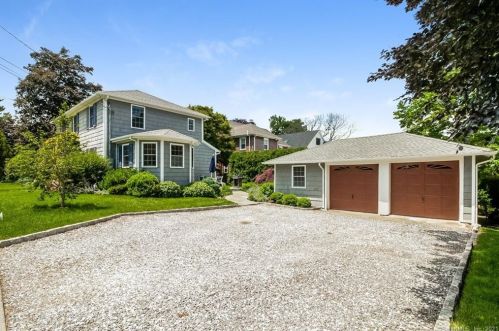 2 Chesterfield Rd, Stamford, CT 06902 exterior