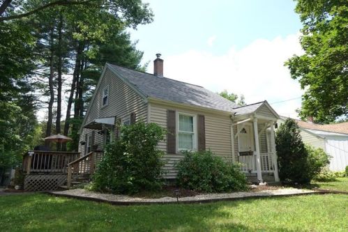 17 Harvard Rd, Shirley, MA 01464 exterior