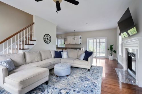 3 Victory Ln, East Bridgewater, MA 02337 exterior