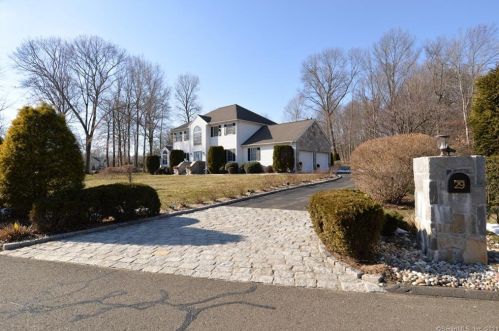 29 Patrick Dr, Seymour, CT 06483 exterior