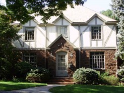269 Dorset Rd, Newton, MA 02468 exterior