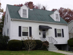 15 Cummings Rd, Newton, MA 02459 exterior