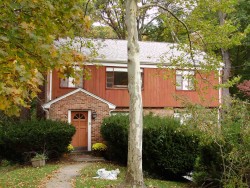 16 Madoc St, Newton, MA 02459 exterior