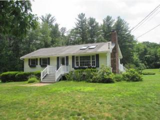 28 Morrison Rd, Windham, NH 03087 exterior