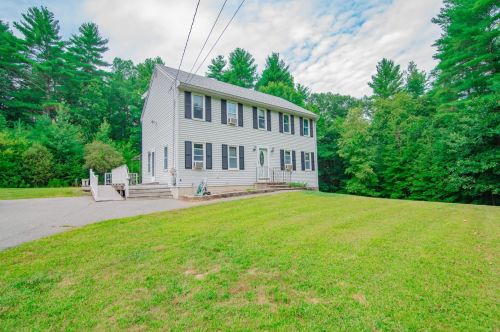 23 Smith Corner Rd, Newton, NH 03858 exterior
