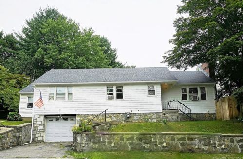 14 Grace St, Torrington, CT 06790 exterior