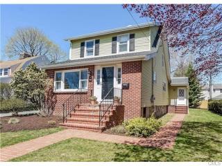 59 Chatfield St, Stamford, CT 06907 exterior
