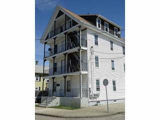 311 Mendon Ave, Pawtucket, RI 02861 exterior