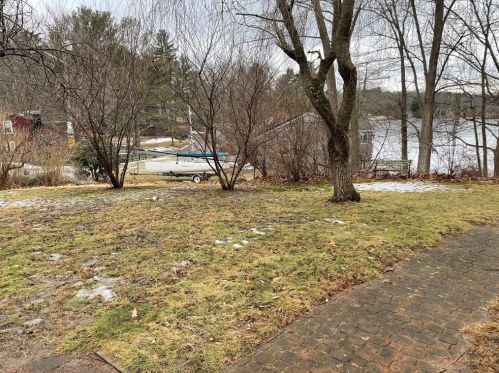 22 Varnai St, Methuen, MA 01844 exterior