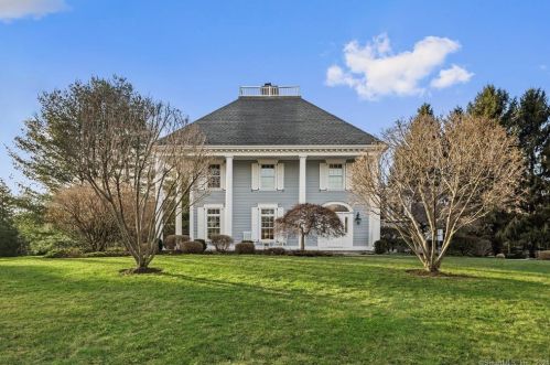 17 Anvill Rd, Southport, CT 06890 exterior