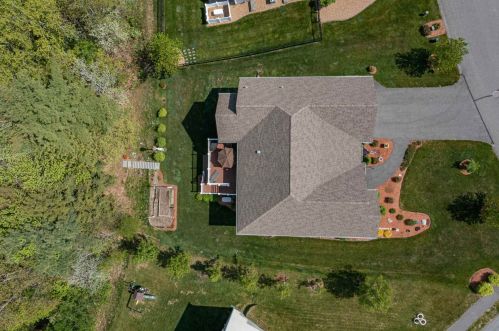 73 Diamondback Ave, Nashua, NH 03062 exterior