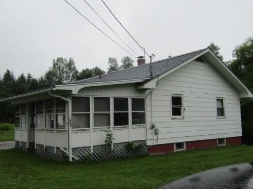 1036 State Rd, Mapleton, ME 04757 exterior