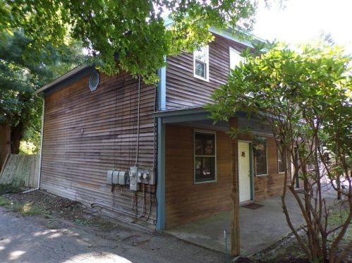 18 Railroad Ave, Richmond, RI 02892 exterior