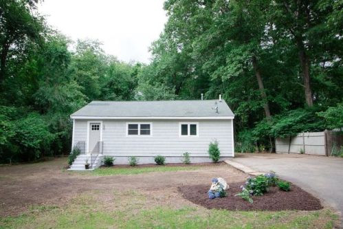 14 Buttonwood Rd, Halifax, MA 02338 exterior