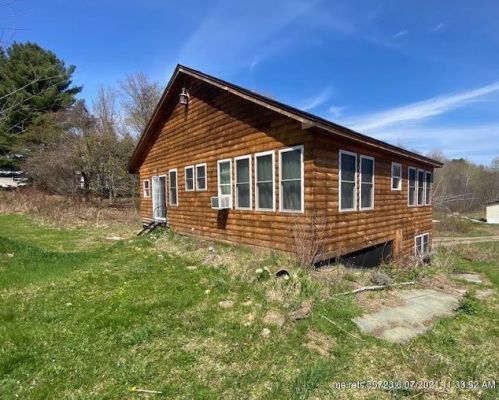 199 Temple Rd, Farmington, ME 04938 exterior