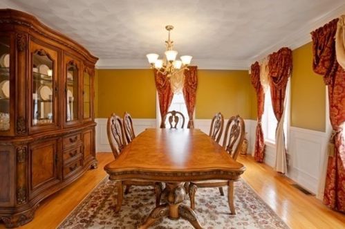 12 Regency Dr, Dracut, MA 01826 exterior