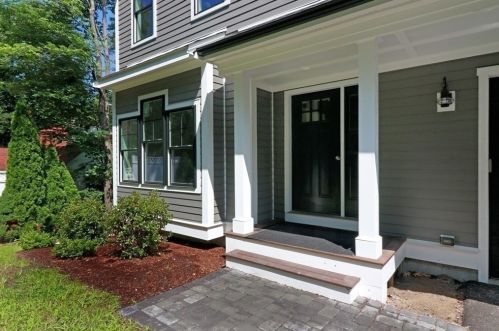 31 Gayland Rd, Needham, MA 02492 exterior