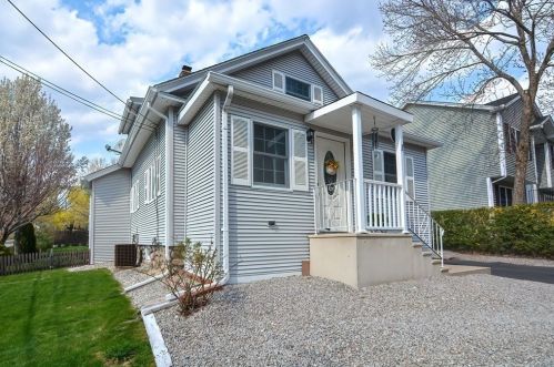 1 Tennyson St, Worcester, MA 01610 exterior