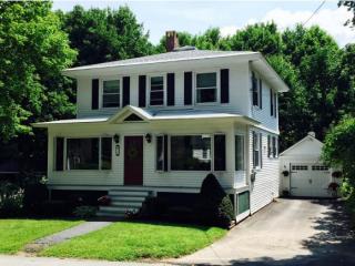 15 Wentworth St, Plymouth, NH 03264 exterior