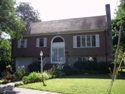 10 Chase Ave, Newton, MA 02465 exterior