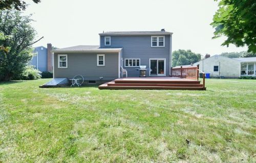 22 Morton Ln, Hartford, CT 06117 exterior