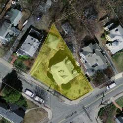 219 Lincoln St, Newton, MA 02461 aerial view