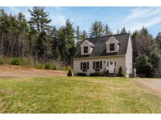 279 Grant Rd, Newmarket, NH 03857 exterior