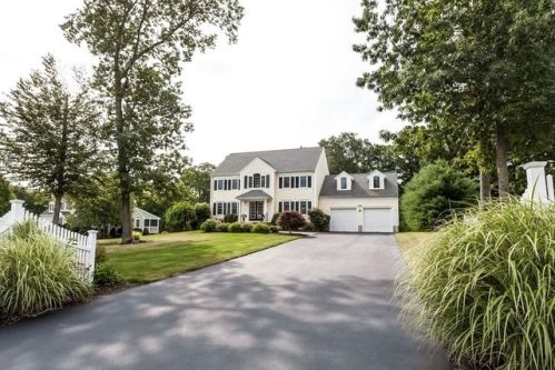 25 Adley Dr, Abington, MA 02351 exterior