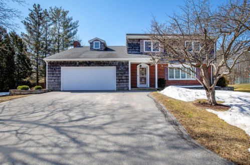 6 Champlain Ave, Lewiston, ME 04240 exterior