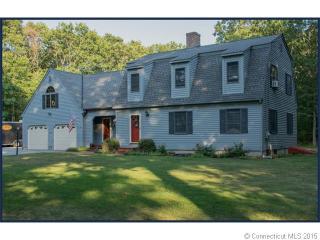 452 Squaw Rock Rd, Moosup, CT 06354 exterior