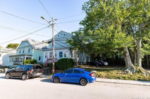 40 Walden Ave, United-States-Coast-Guard-Ac, CT 06320 exterior
