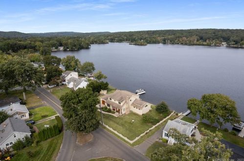 13 Rogers Lake Trl, Lyme, CT 06371 exterior