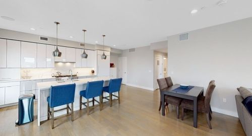 584 3Rd St, Roxbury Xing, MA 02127 exterior