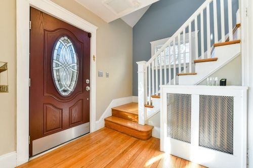 89 Lasell St, Roxbury-Xing, MA 02132 exterior