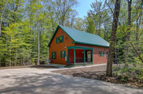 13 Bergamo Rd, Madison, NH 03849 exterior