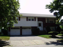 53 Anthony Cir, Newton, MA 02460 exterior