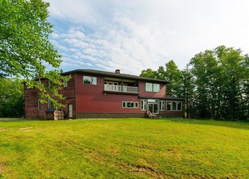 280 Oak Point Rd, Ellsworth, ME 04605 exterior
